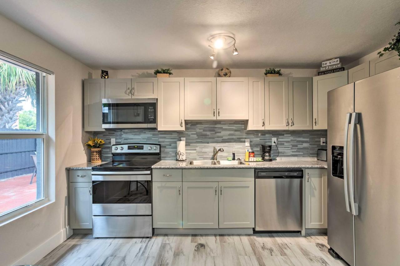 Inviting Apartment Less Than 2 Mi To Riviera Beach! غرب شاطئ بالم المظهر الخارجي الصورة